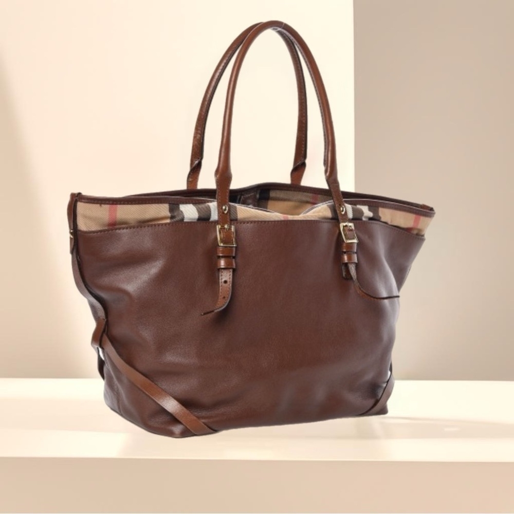 Burberry Women’s Brown Leather Tote Handbag Purse Made in Italy 100% Authentic - Picture 1 of 10